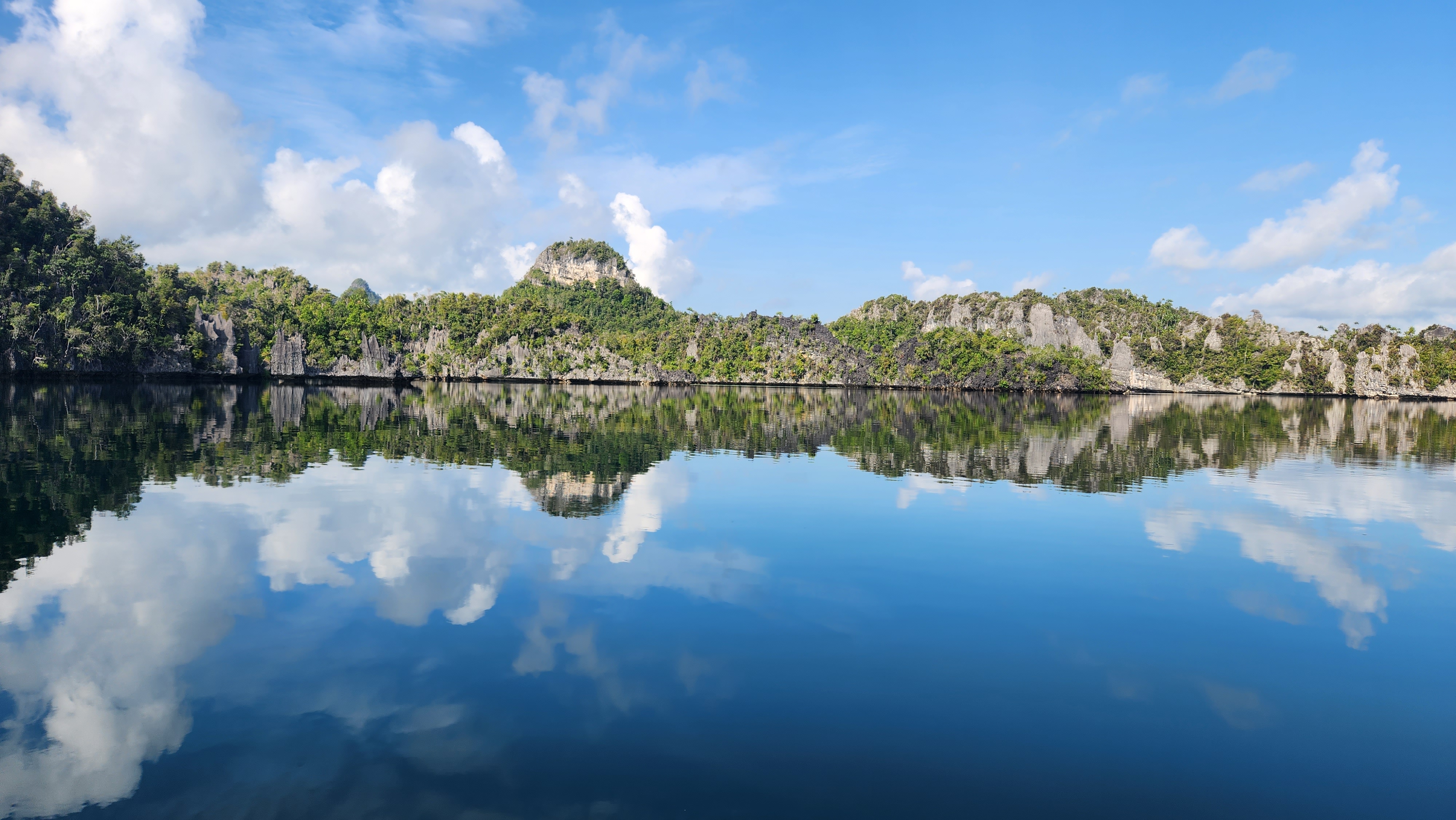 Raja Ampat — a Paspaley Pearl expedition region